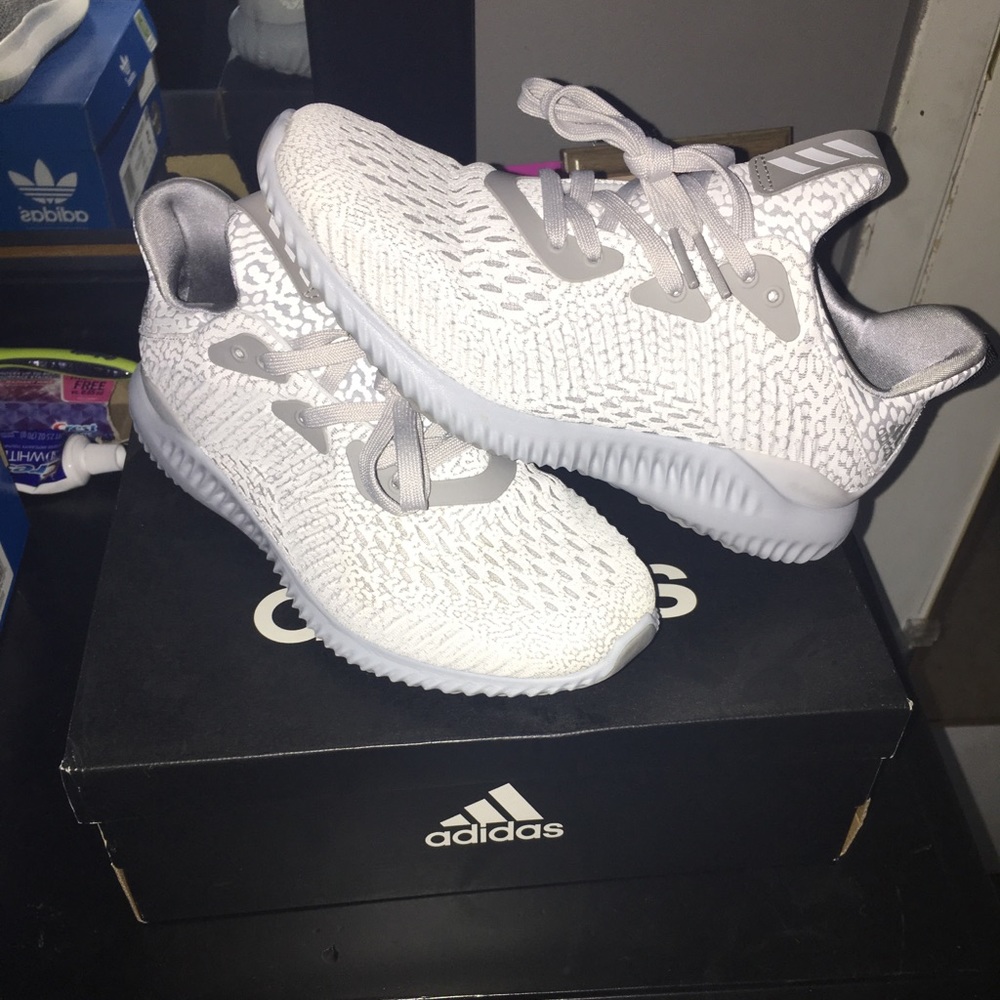 Adidas alpha bounce